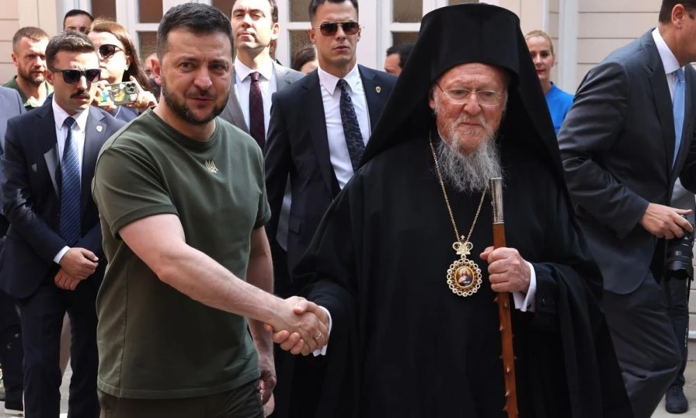 Θερμή επικοινωνία Ζελένσκι-Πατριάρχη Βαρθολομαίου: «Η Ουκρανία γιόρτασε τα Χριστούγεννα με τη Μητέρα Εκκλησία»